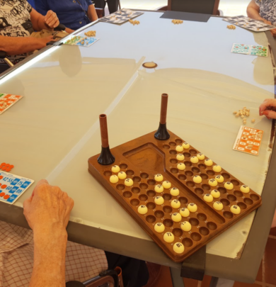 Divendres de Bingo en Residència i centre de dia Mare Nostrum, el Masnou (Barcelona)